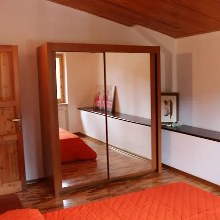 Lo Chalet Della Antica Locomotiva *